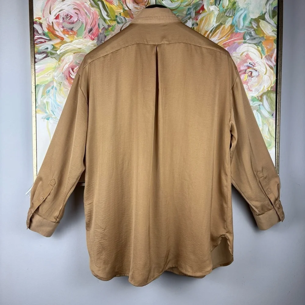 Banana Republic Button-Down Shirt Petite L – Camel Tan